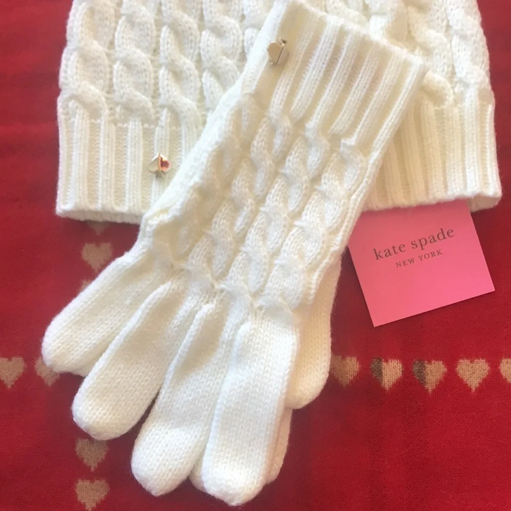 Brand New Kate Spade Cable Beanie Hat & Gloves Set Cream